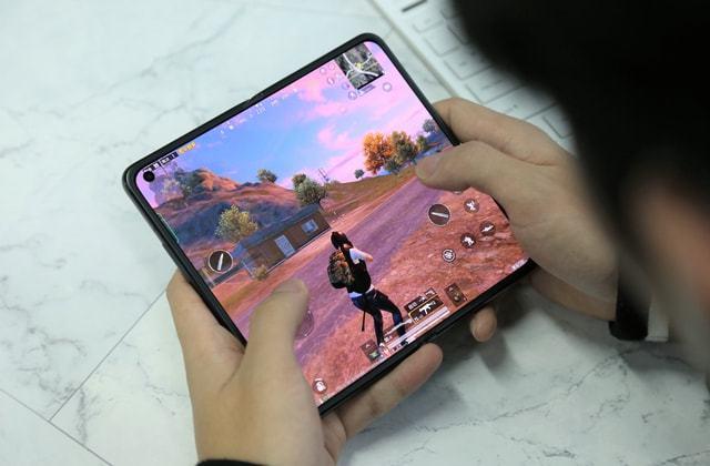 和平精英如何利用和平精英辅助提高自己的技术